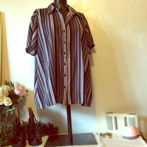 Worthington Women Stretch Vertical  Striped Shirt